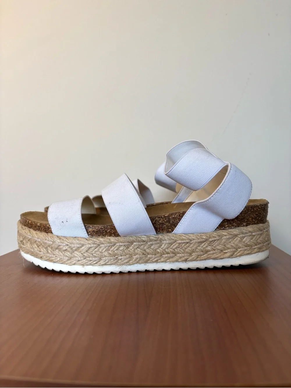 Steve Madden Kimmie White Platform Espadrille Sandals size 9 Everyday essential